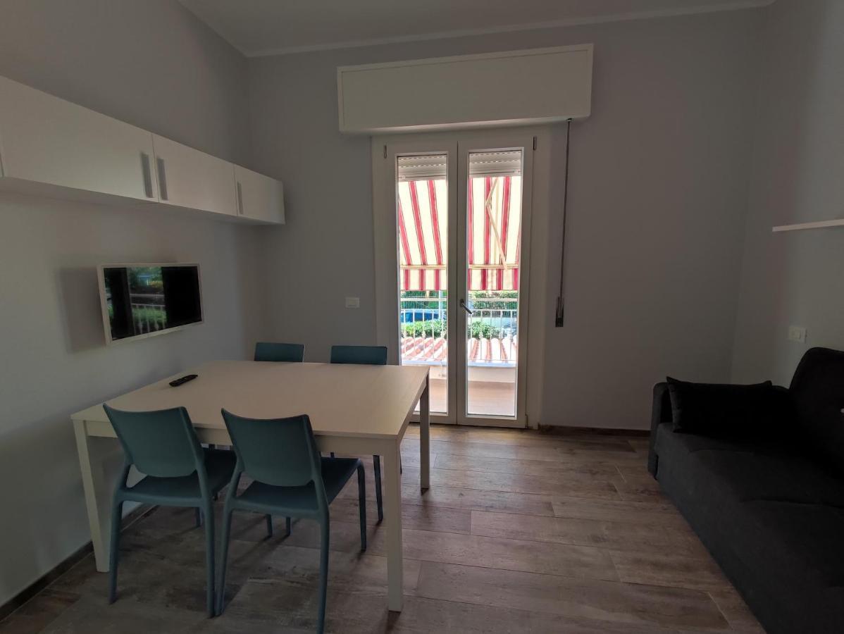 Casa Violina Lido di Camaiore Exterior foto