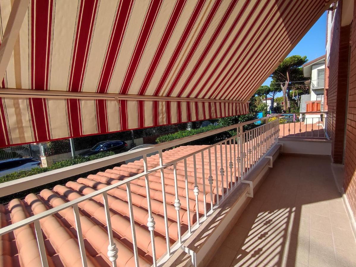 Casa Violina Lido di Camaiore Exterior foto