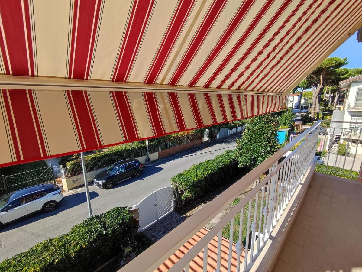 Casa Violina Lido di Camaiore Exterior foto